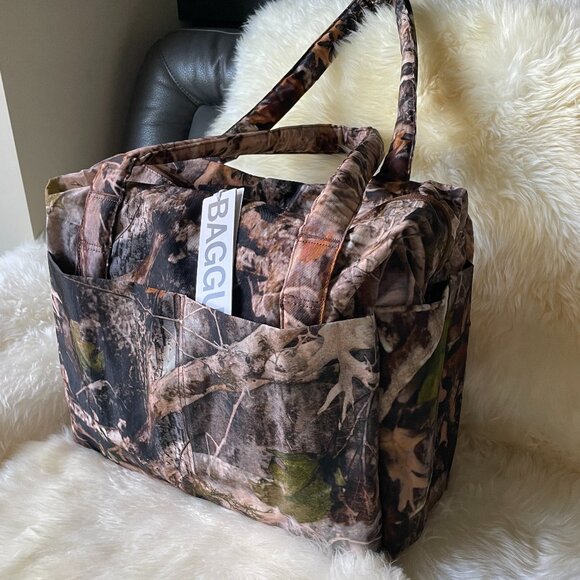 NWT Baggu Small Cloud Carry-on - Photo Forest - Picture 4 of 11